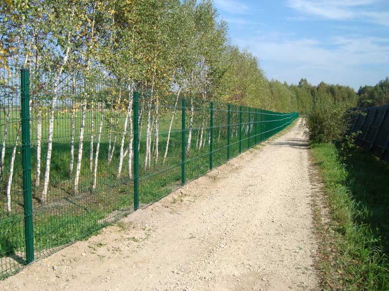 Сетчатый забор DoorHan в Красноярске с установкой