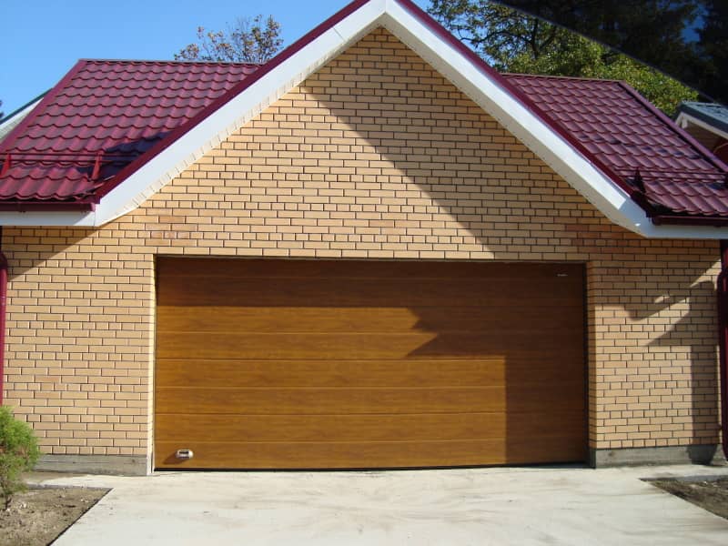 Секционные ворота DoorHan в Красноярске с установкой