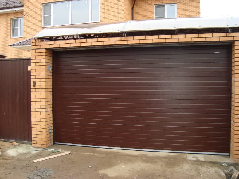 Секционные ворота DoorHan в Красноярске с установкой